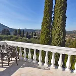 Villa Theodora