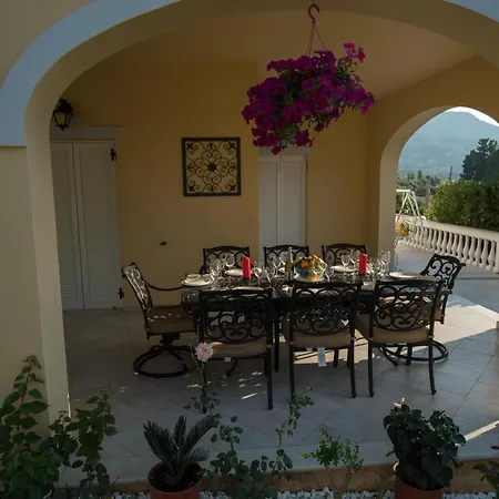 Villa Theodora Gastouri (Corfu)